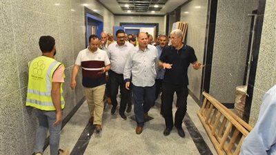بتكلفة 724 مليون جنيه.. محافظ أسيوط ومساعد وزير الصحة يتفقدان تطوير مستشفى ديروط 