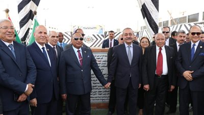 رئيس قضايا الدولة ومحافظ الإسماعيلية يضعان حجر أساس فرع الهيئة الجديد بالمحافظة 