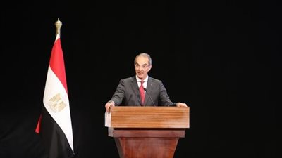 وزير الإتصالات: ملتزمون بخلق بيئة رقمية آمنة وبناء اقتصاد رقمى تنافسي