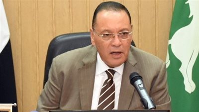 محافظ الشرقية يطمئن على إنتظام سير إمتحانات الشهادة الإعدادية العامة دور مايو 2024
