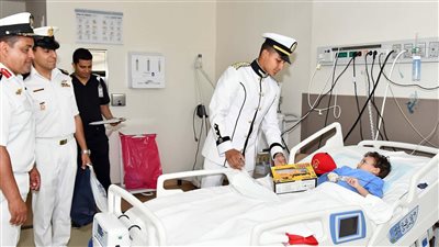 الأكاديمية العسكرية المصرية تنظم زيارة لطلبة الكلية البحرية لمستشفى أهل مصر لعلاج الحروق