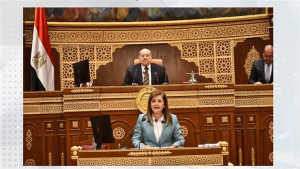 خلف الحدث