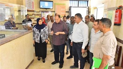 محافظ أسيوط يتفقد سير العمل بالمركز التكنولوجي بساحل سليم 