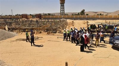 محافظ أسيوط يتفقد مشروع إنشاء سوق حضري بالكوم الأحمر بالبدارى