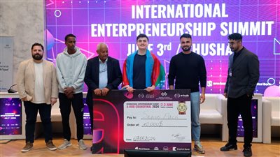بالصور..مشاريع تكنولوجية تفوز  فى نهائي برنامج الإيسيسكو لتدريب الشباب بأذربيجان