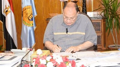 محافظ أسيوط يعتمد نتيجة الشهادة الاعدادية بنسبة نجاح 77.85 % للعامة