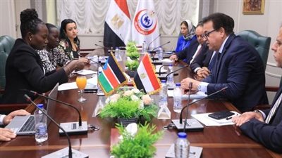 وزير الصحة يبحث مع نظيرته الجنوب سودانية استئناف إيفاد القوافل الطبية المصرية من كافة التخصصات