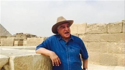 زاهي حواس يكشف حقيقة اتهامه بتهريب الآثار: «أنا حارس الفراعنة مش خائنهم»