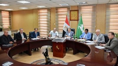 محافظ الشرقية يترأس لجان اختبارات المتقدمين لتجديد وظائف مديري عموم بالديوان العام