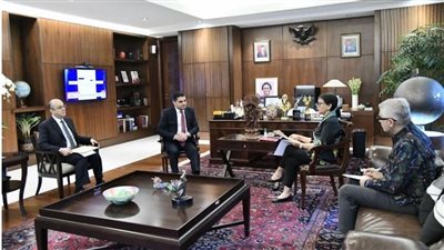 وزيرة خارجية إندونيسيا تستقبل السفير المصري في جاكرتا