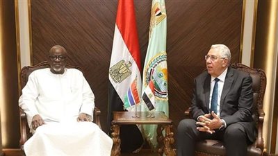 وزير الزراعة يبحث مع جامبيا تعزيز التعاون في مجال الاستزراع السمكي