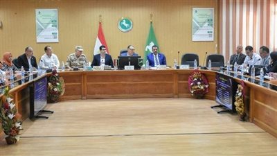 قُبيل عيد الأضحى.. محافظ الشرقية يُدخل السرور على قلوب 12 مواطناً من الأسر الأولى بالرعاية 