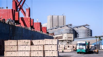 وزير النقل يتابع انتظام العمل وتقديم خدمات مميزة بمرافق النقل والمواصلات