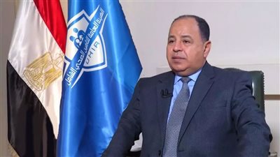 الرئيس يوجه بالإسراع في تحقيق حلم المصريين بالتأمين الصحي الشامل لكل الأسرة 