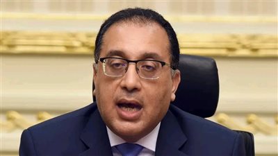 مدبولي يُكلف بسحب رخص 16 شركة سياحة بسبب الحجاج وإحالة مسئوليها للنيابة