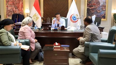 وزير الصحة يعقد اجتماعاً لمناقشة تطوير مستشفى جراحات اليوم الواحد بمرسى علم