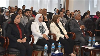 وفد محاكاة الشيوخ بوزارة الشباب يزور مركز المعلومات ودعم اتخاذ القرار بالعاصمة