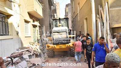  الانتهاء رفع أنقاض المنزل المنهار بحي شرق أسيوط