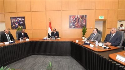 وزير الأسكان: زيادة الاعتماد على المنتجات المحلية و توطين التكنولوجيات الحديثة 
