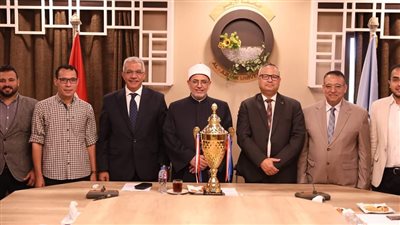 فريق طب الأزهر يحصد المركز الأول في مسابقة الكبد والجهاز الهضمي 
