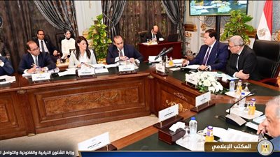 فوزي: اللجنة الخاصة بالنواب تراجع برنامج الحكومة