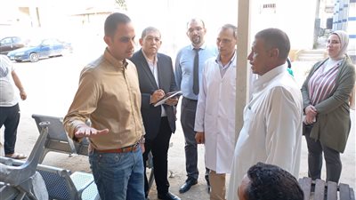 نائب وزير الصحة يتفقد مستشفى برج العرب والعامرية بالإسكندرية