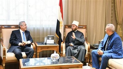 وزير الأوقاف يستقبل عددًا من الإعلاميين والصحفيين لبحث سبل التعاون المشترك
