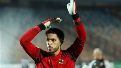 نجم الأهلي السابق يشيد بإمكانيات مصطفى شوبير قبل مواجهة الجيش الملكي 