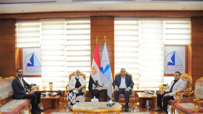  إنشاء مركز خدمة للطلبة ذوي القدرات الخاصة بجامعه كفر الشيخ 