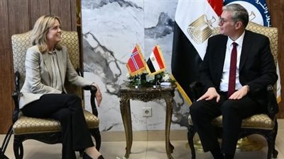  وزير البترول: نعمل على تنفيذ توجه الحكومة نحو الاقتصاد الأخضر والتوسع