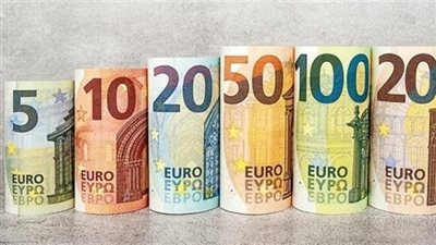 سعر اليورو أمام الجنيه المصري في تعاملات اليوم الإثنين بالبنوك
