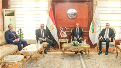 وكيل النواب ومناع يهنئان رئيس هيئة النيابة الإدارية