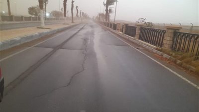 محافظ أسوان يتابع تداعيات سوء الأحوال الجوية بمدينة أبو سمبل السياحية 