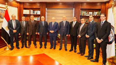 تكريم أعضاء النيابة العامة المشاركين في فعاليات التدريب المتخصص في استخدامات الذكاء الاصطناعي