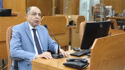 « كدواني»  يتابع تداعيات حادث الطريق الصحراوى الشرقى بالمنيا   