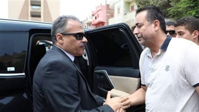 محافظ الشرقية يُؤدي واجب العزاء والمواساة في وفاة حرم حرس سيادته بهربيط
