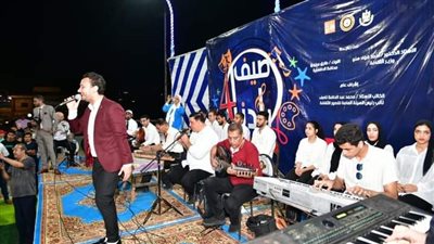 بالصور..وسط إقبال غفير.. محافظ الدقهلية ونائب رئيس قصور الثقافة يفتتحان 