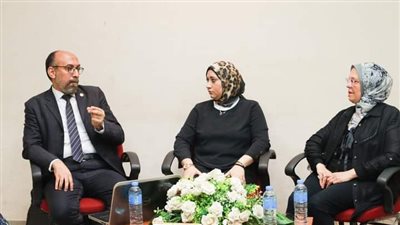 بالصور..التمكين التكنولوجي للمرأة في مناقشات الصالون الثقافي بالغربية