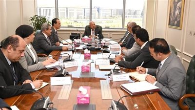 وزير الصناعة يبحث مع مجموعة العربي سبل تطوير صناعة الاجهزة المنزلية 
