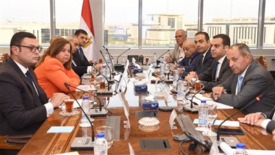 وزير الإسكان ومحافظ بورسعيد يبحثان مقترحات تنفيذ مشروعات سكنية لأهالي المحافظة