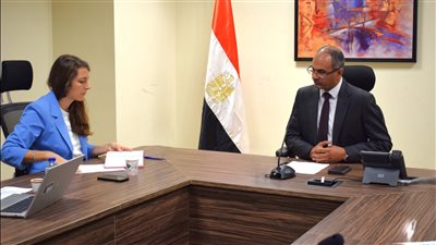 نائب وزير الإسكان يستقبل المدير الإقليمي للوكالة الفرنسية لبحث فرص التعاون ومتابعة موقف تنفيذ المشروعات