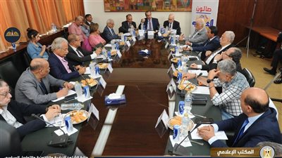 وزير التواصل السياسي: نتائج الحوار الوطني تعتبر من أهم أولويات عمل الوزارة في الفترة المقبلة
