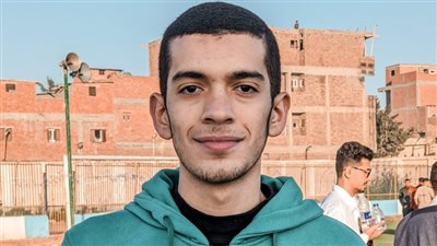 محافظ كفر الشيخ يهنئ الطالب يوسف أبو غنام السادس مكرر  جمهورية على الثانوية 