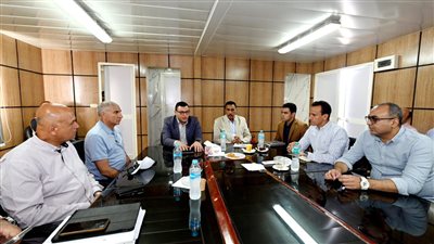 وزير الإسكان ومحافظ مطروح يتابعان تسليم الأراضى البديلة لأصحاب التواجدات بمدينة 