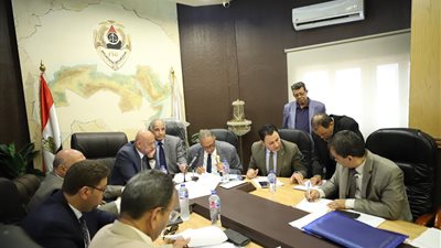 مجلس نقابة المحامين يستكمل مناقصة توريد ماكينات ومستلزمات الطباعة والكارنيهات للعام 2025