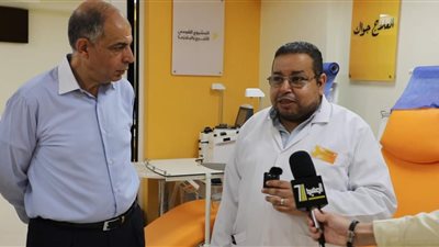 محافظ المنيا يتفقد المشروع القومى للتبرع بالبلازما داخل المركز الإقليمى لنقل الدم