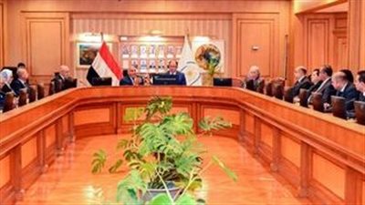 رئيسا 