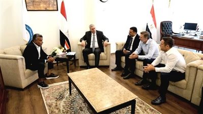 مباحثات بين وزير البترول وعدد من مسؤولي الشركات العاملة في مجال التعدين