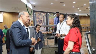 وزير الطيران  يتفقد المجلس الطبى الجوي لمتابعة  الخدمات المقدمة