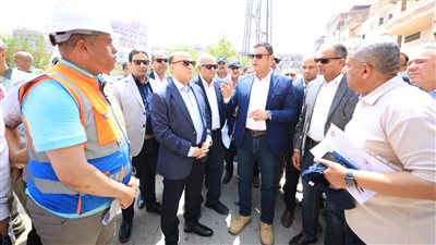 وزير الإسكان ومحافظ كفرالشيخ يتفقدان محطة مياه دسوق الرئيسية 